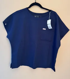 FIGS Women's Arua Boxy Scoop Neck Scrub Top thumbnail 2