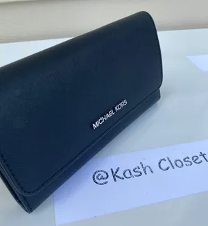 Michael Kors Large trifold wallet - Black thumbnail 1