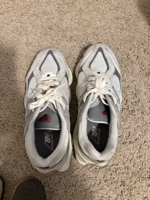 New Balance Sneakers 9060 Women’s thumbnail 4