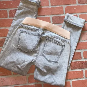 GAP maternity white washed gray stretch waistband skinny jeans thumbnail 3