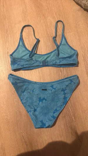 Triangl Bikini Set thumbnail 2