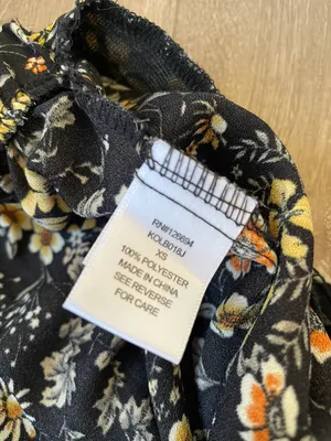 wide leg pants floral button detail boho women’s size XS thumbnail 10