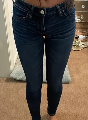 Outfitters Jeans thumbnail 1