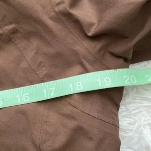 Marmot Brown lightweight rain Jacket with Fitted Silhouette thumbnail 12