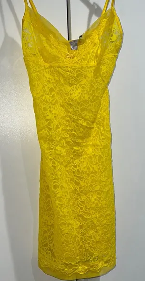 Victoria’s Secret Yellow Lace Slip thumbnail 1
