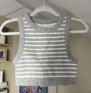 Aerie Tank thumbnail 4