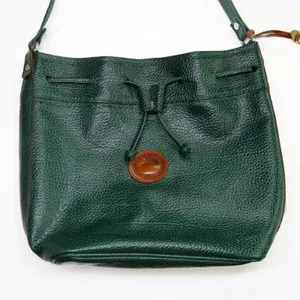 1980s Vintage Dooney & Bourke Forrest Green Leather Drawstring Crossbody Bag thumbnail 2