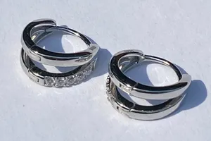 💎🩶 NEW S925 925 Sterling Silver Clear Crystal Double Tiered Huggie Hoop Earrings 🩶💎 thumbnail 1