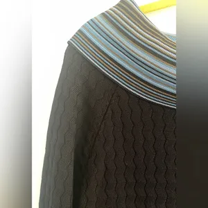 Elegant sweater Black Size L thumbnail 3