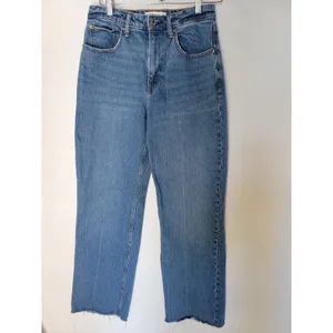 Abercrombie & Fitch The 90s Relaxed High Rise Distressed Straight Denim 28 thumbnail 3