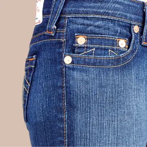True religion Women's Blue Jean capris. New thumbnail 5