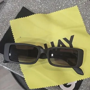 Quay Australia ART SCHOOL 36mm Rectangle Sunglasses Black 53-18-150 NIB w/cloth thumbnail 4