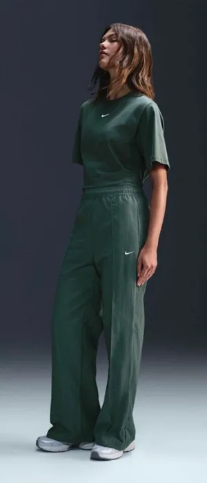 Nike Sportswear Everything Wovens Trackpants Vintage Green/Sail Size Medium NWT thumbnail 1