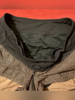 lululemon athletica Black Waistband Brown Speckled Running Shorts thumbnail 2
