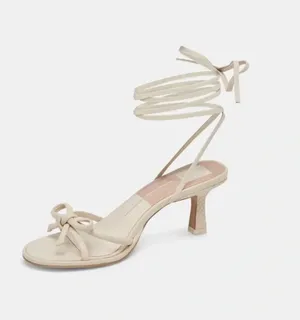 Dolce Vita Maison Ivory Leather Bow Bridal Wedding Heels Size 7.5 NEW thumbnail 2