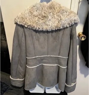 Sonoma Life+Style Faux Fur Coat Size Medium thumbnail 8