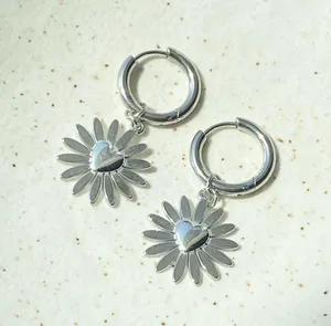 Handmade stainless steel sun heart flower boho retro vintage style 2WAY hoop earrings☀️ thumbnail 4