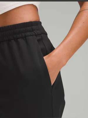 Lululemon Tapered Mid Rise Crop * Luxtreme 25” Sz 8 thumbnail 5