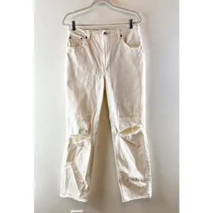 Abercrombie & Fitch The '90s Ultra High Rise Ripped Straight Jeans Cream 30 / 10 thumbnail 4