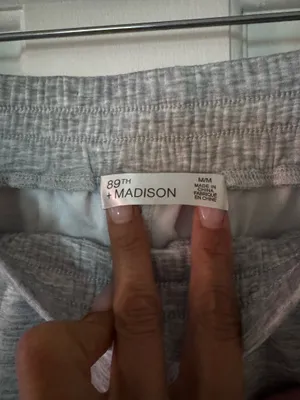 89th + Madison Heather Light Grey Wide Leg Lounge Sweatpants Medium thumbnail 4