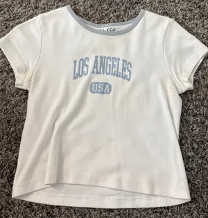 PacSun Crop Top John Galt White thumbnail 1