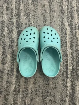 Blue Crocs thumbnail 2