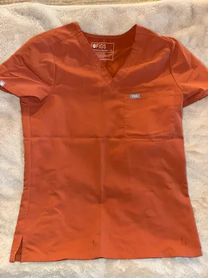 FIGS Scrubs Set thumbnail 1