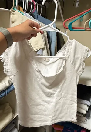 Brandy Melville Top thumbnail 1