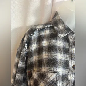 BDG‎ Urban Outfitters Navy Plaid Hi-Low Flannel Shirt Frayed Grunge Size 0439 thumbnail 2