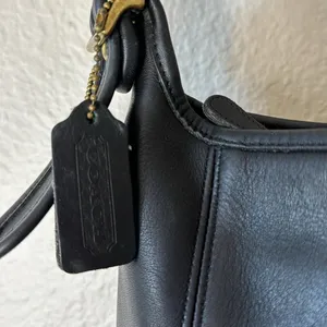 Coach Vintage Black Classic Legacy Shoulder Bag Purse thumbnail 9