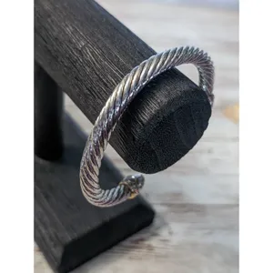 Vintage Bracelet / Bangle thumbnail 2
