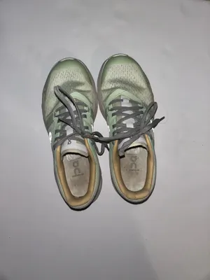 On Cloud Shoes Running thumbnail 4