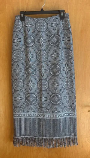 Dressbarn Maxi Skirt S Gray White Black Fringe Tile‎ Print Rayon Blend thumbnail 1