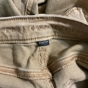 American Eagle Outfitters High Waist Straight Leg Jeans Size‎ 6R Tan thumbnail 2