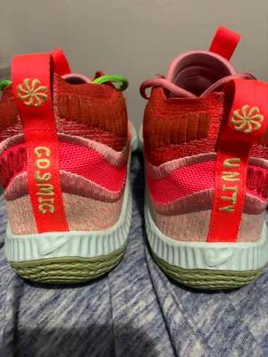 Nike Basketball Shoes thumbnail 4