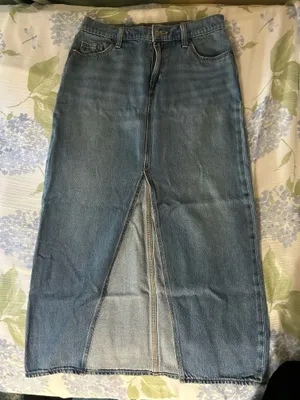 Old Navy Midi Denim Skirt medium wash size 2 thumbnail 1