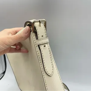 Kate Spade Cream Leather Square Crossbody Handbag Purse Medium Bag Classic thumbnail 4
