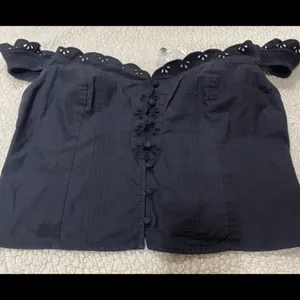 Free People Baby Scallop Top Cropped Off Shoulder Sweetheart neckline top.Large thumbnail 4