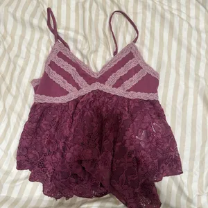 Urban Outfitters Top thumbnail 1