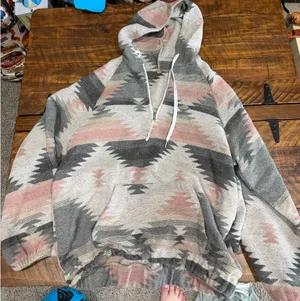 Amazon Aztec Sweatsgirt thumbnail 2
