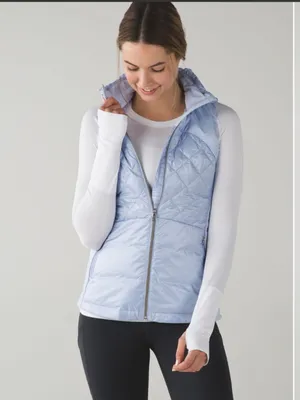 Lululemon Athletica Pastel Light Blue Down For A Run Vest Size 6 thumbnail 12