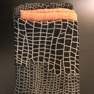NWT Infinity Scarf thumbnail 8