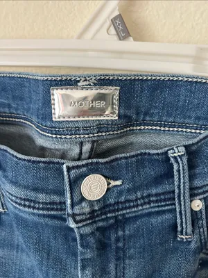MOTHER The Weekender Fray flare denim Jeans Graffiti‎ Girl Wash 28” thumbnail 6