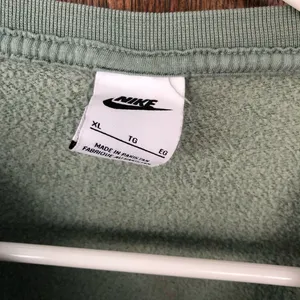 Nike Seafoam Green Glitter Logo Crewneck Women's XL thumbnail 2