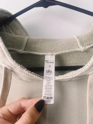 Alo Cropped Yoga Sweatshirt thumbnail 4