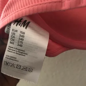 H&M pink push up bikini bra top and adjustable straps and back hooks thumbnail 3
