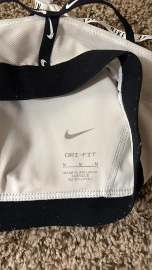 Nike Dri-Fit Sports Bra thumbnail 3