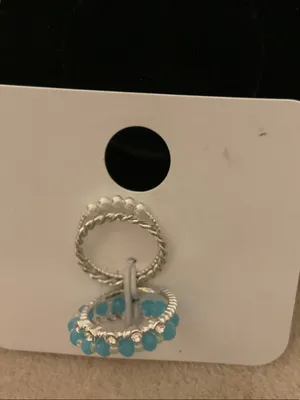 Silver thumbnail 3