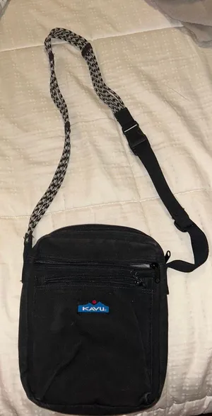Bag thumbnail 4