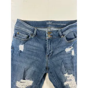 Soho Curvy Cropped Boyfriend Jeans Womens Distressed Size 8 thumbnail 4